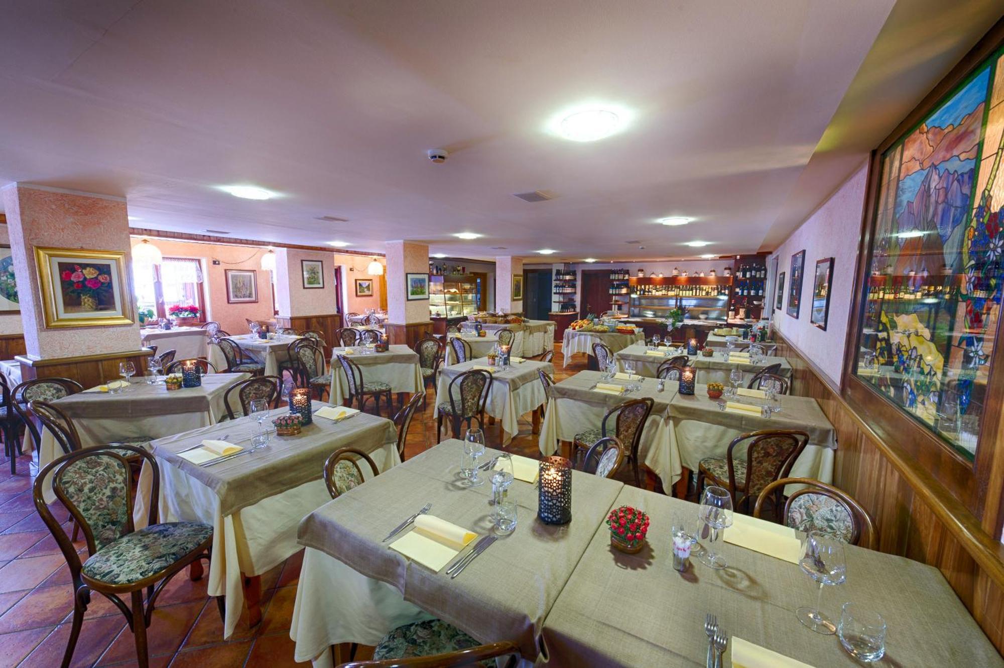 Granta Parey Hotel