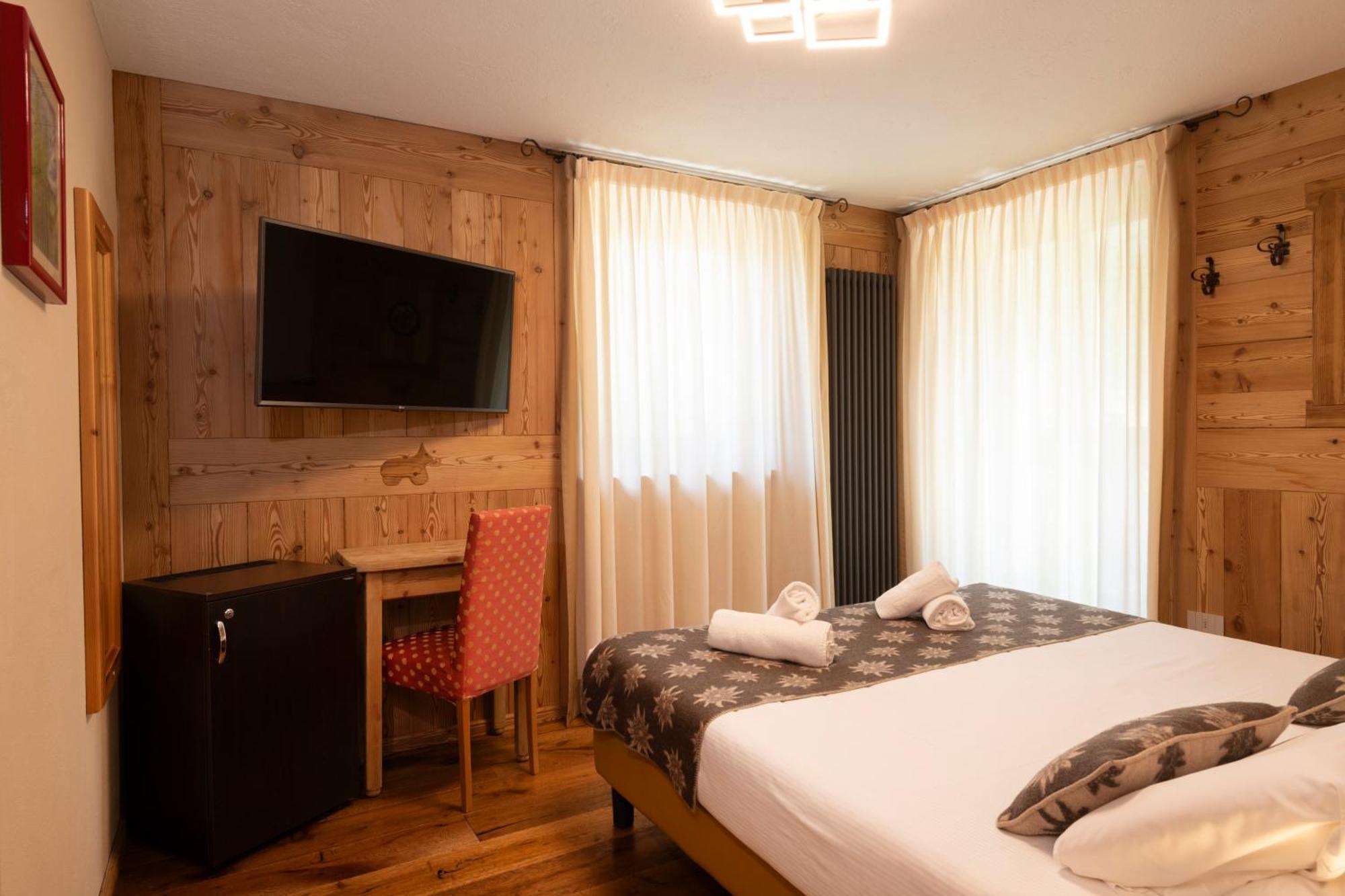 Granta Parey Hotel